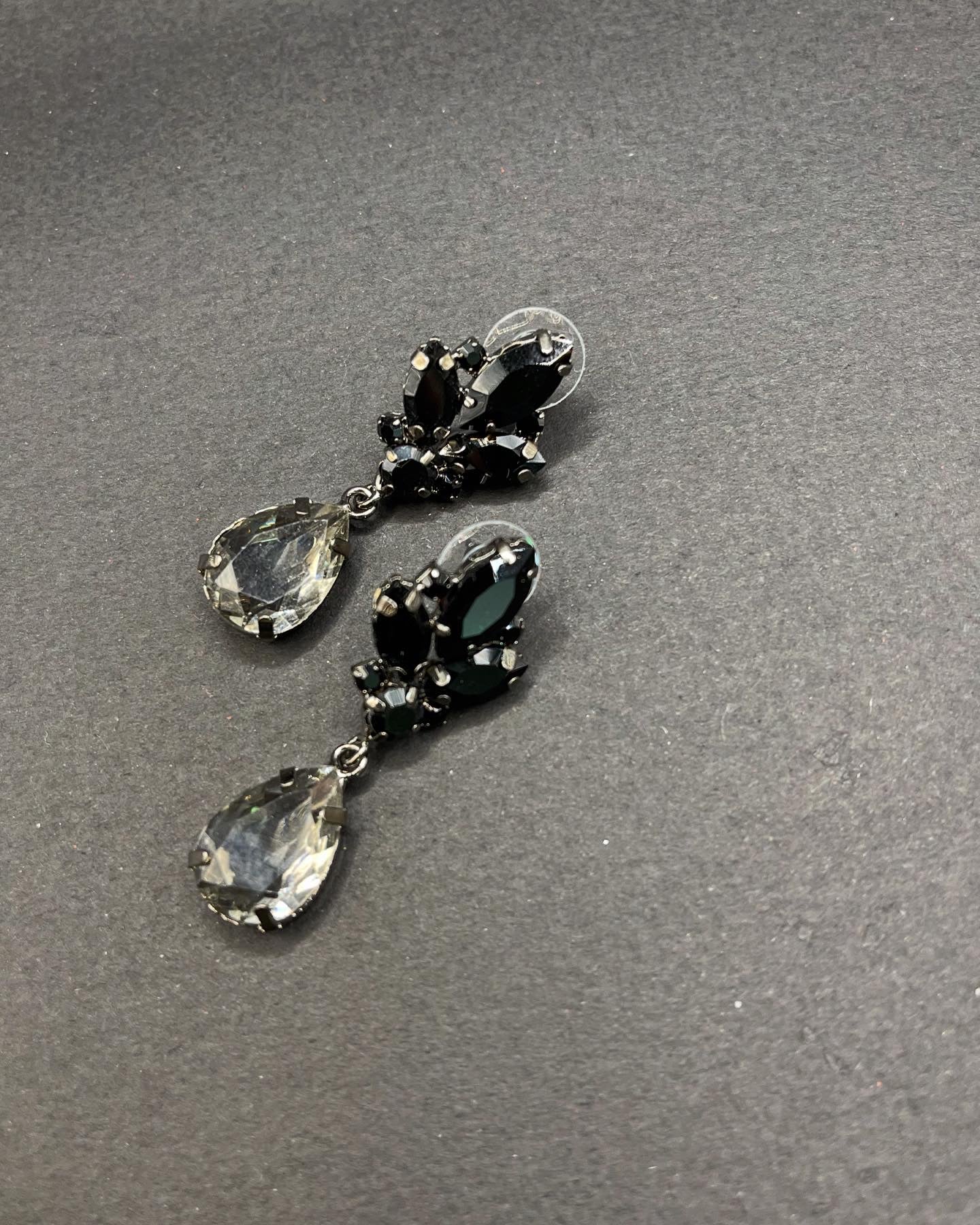 Midnight Noir Drop Earrings