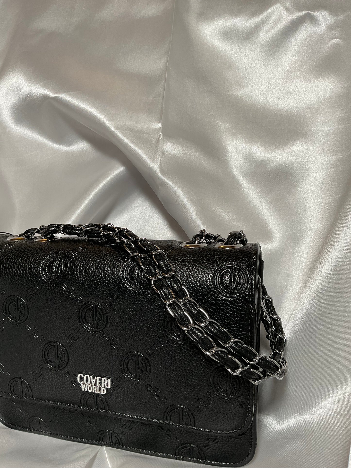 Elegant Chain Shoulder Bag – Coveri World