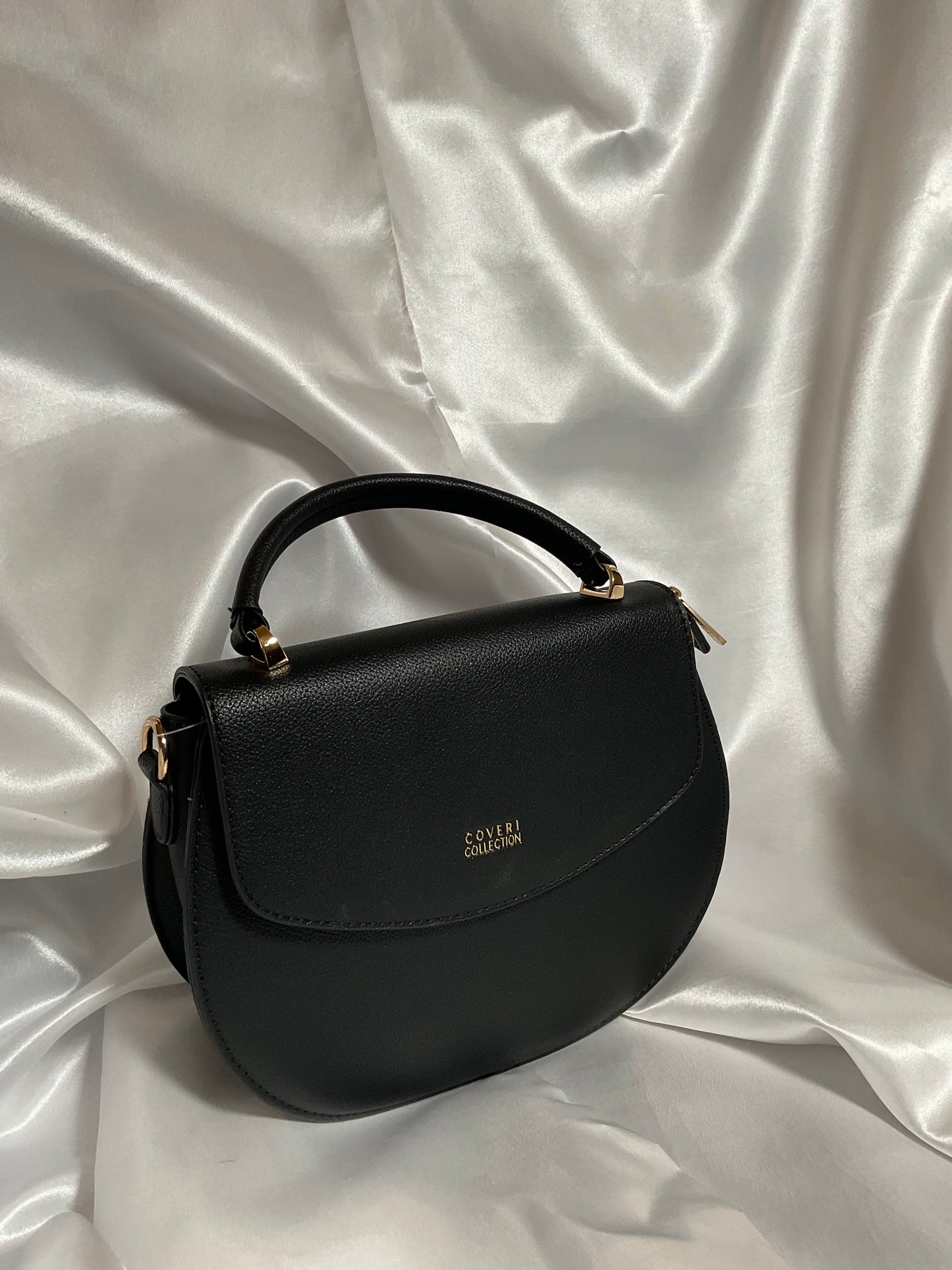 Chic Black Handbag- Coveri Collection