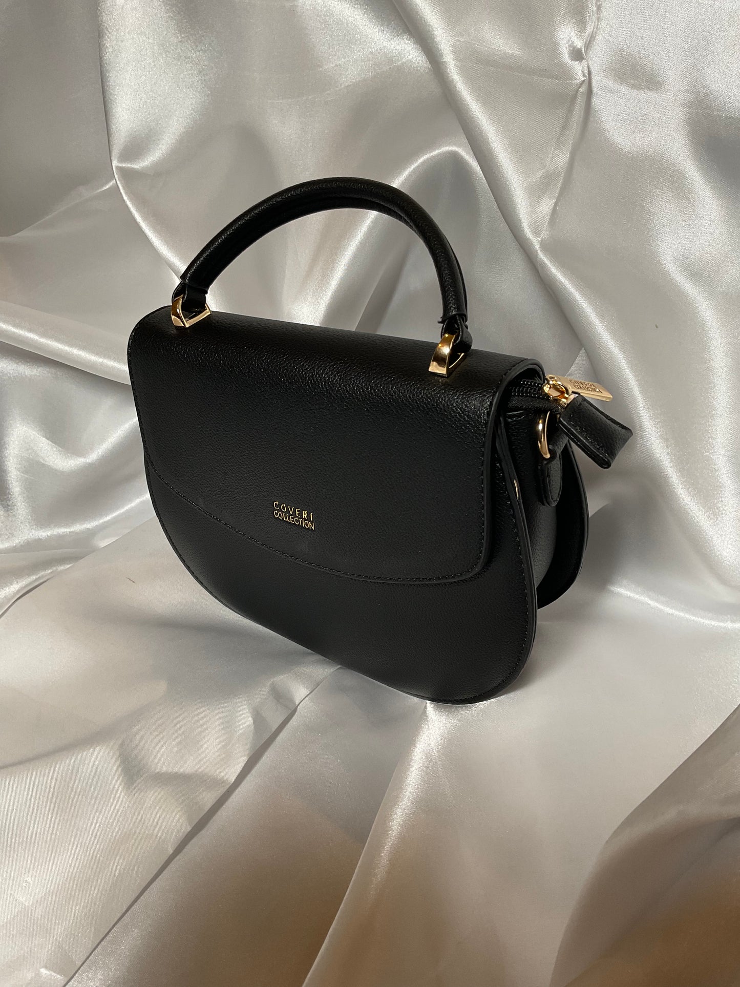 Chic Black Handbag- Coveri Collection