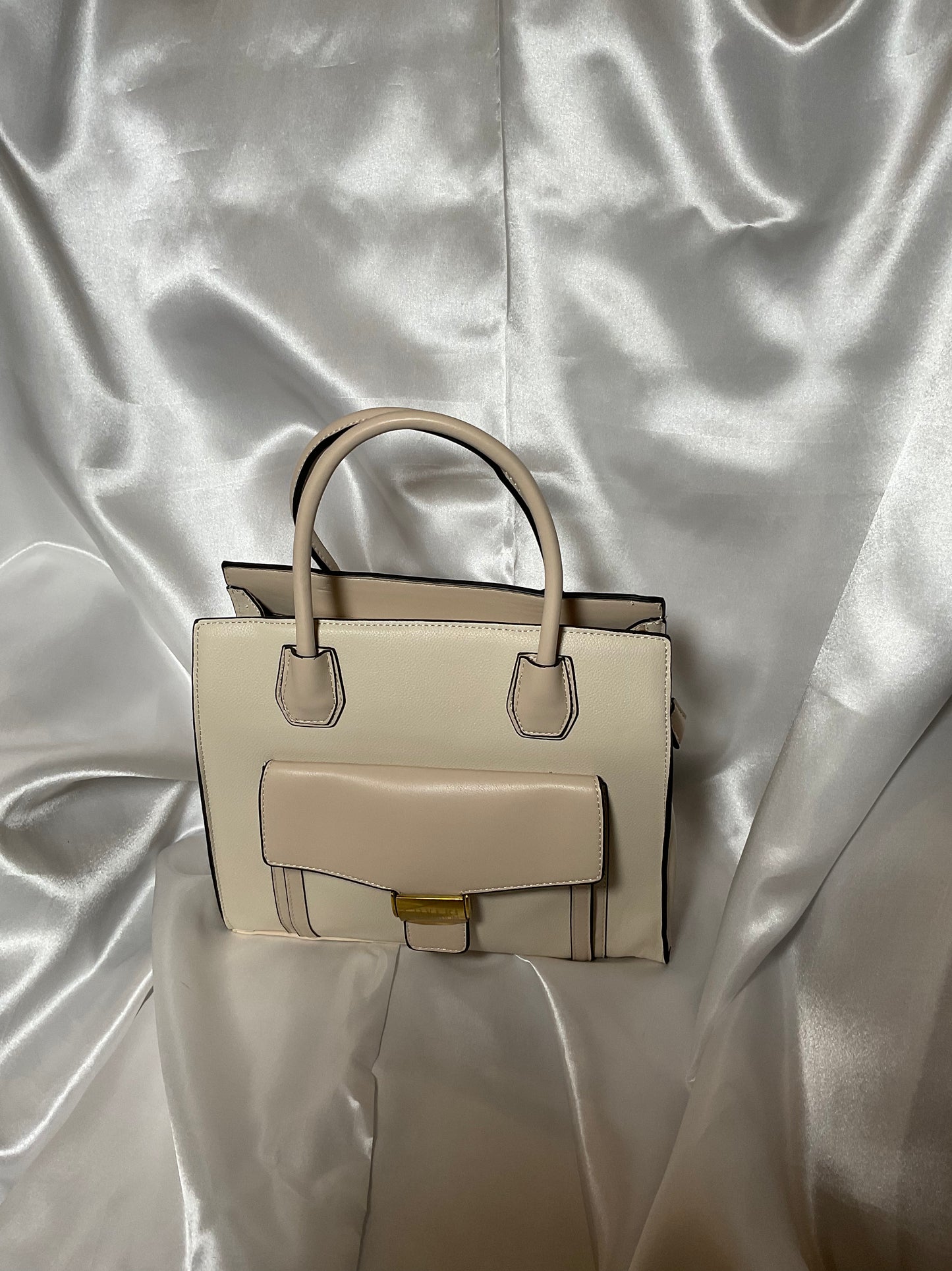 Timeless Black Structured Handbag – Coveri Collection